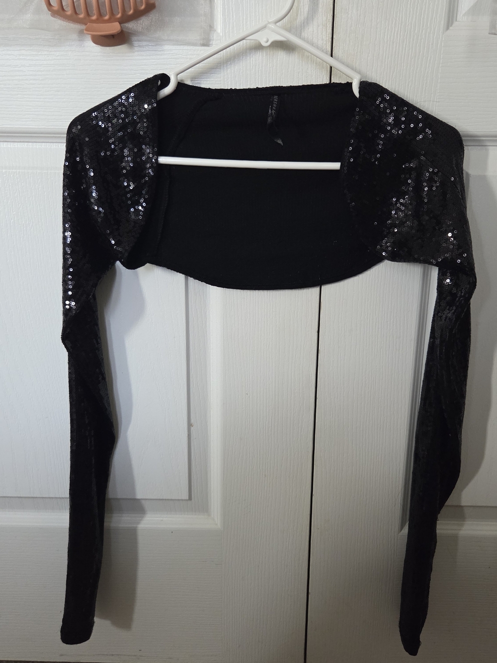 Bershka Black Sequin Long-Sleeve Shrug Bolero
